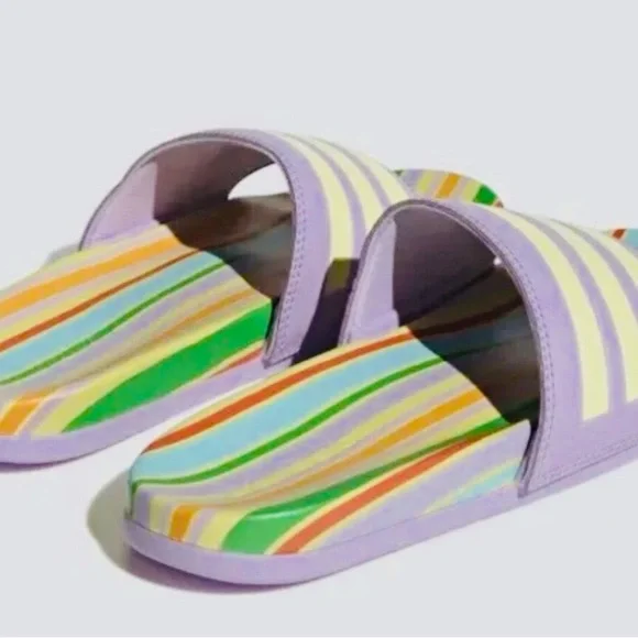 Adidas ADILETTE COMFORT Slide Sandal - Picture 2 of 5